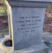 NJ90NW3082 - TEMPERANCE MEMORIAL FOUNTAIN, WESTBURN PARK, ABERDEEN 