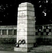 NJ66SE0109 - BANFF WAR MEMORIAL 